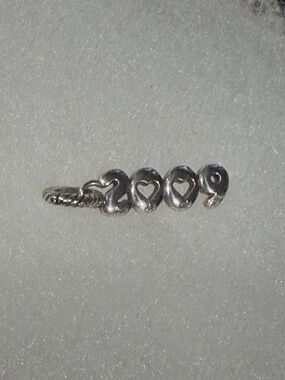 Brighton Silver 2009 Heart Number Charm